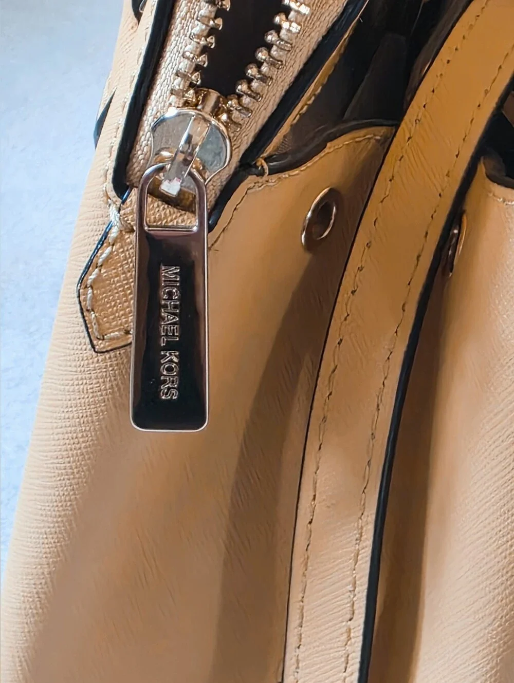 Michael Kors Yellow Idina Saffiano Leather Crossbody Purse Gold Hardware NWOT